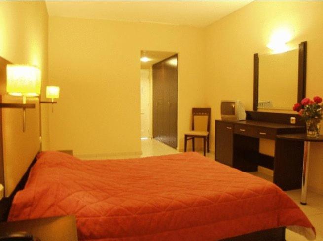 Hotel Denny'S Inn Alimos Luaran gambar